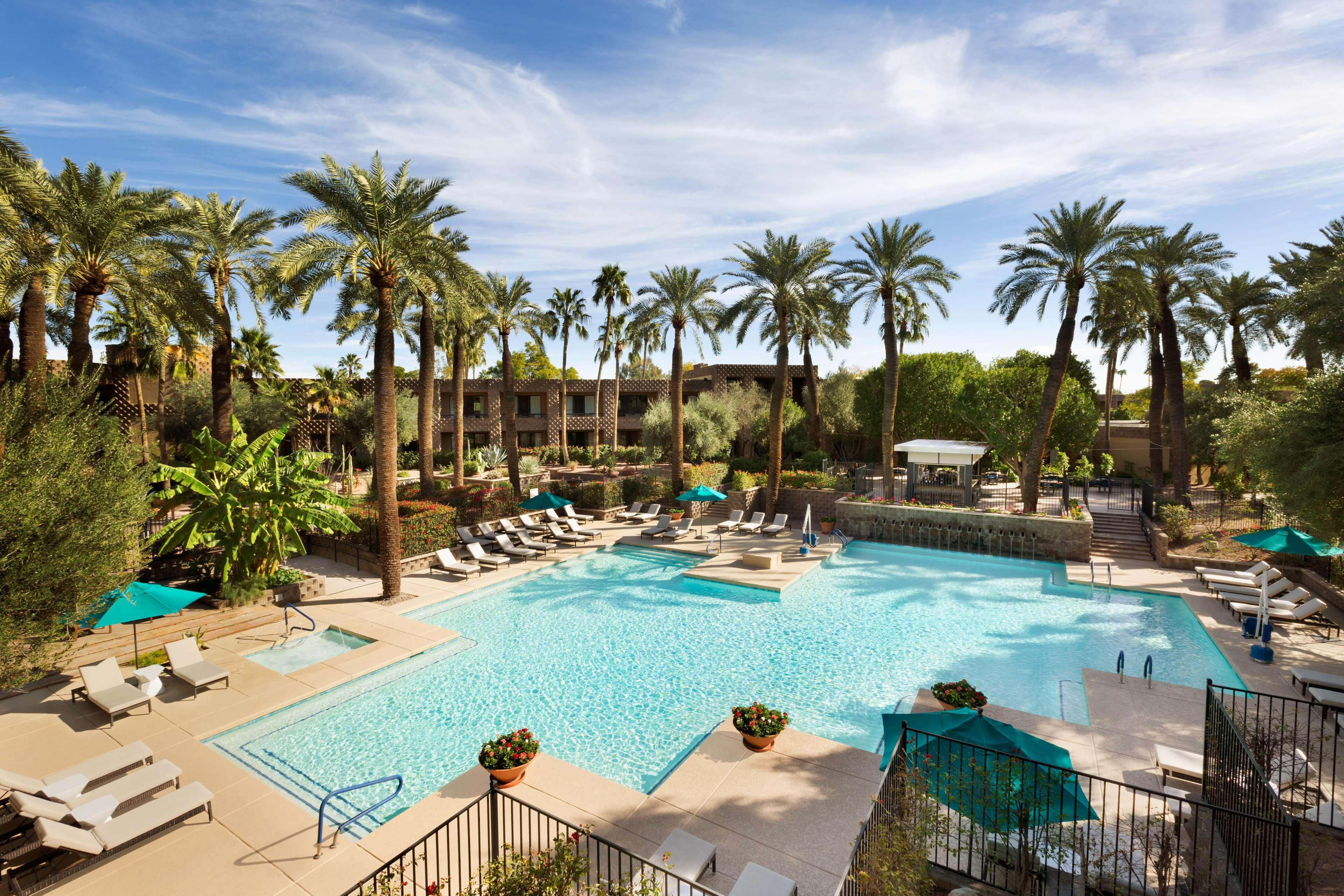 Doubletree By Hilton Paradise Valley 4*